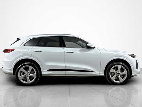 New 2025 Audi Q5 Premium Plus image 6