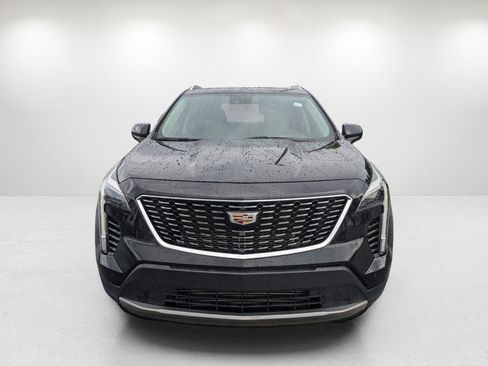 Used 2020 Cadillac XT4 Premium Luxury w/ Technology Package image 2