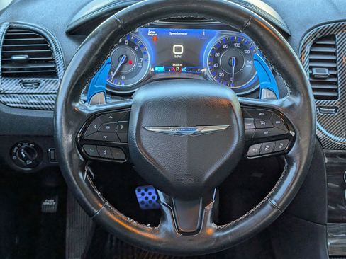 Used 2015 Chrysler 300 Limited w/ 300 Premium Group image 23