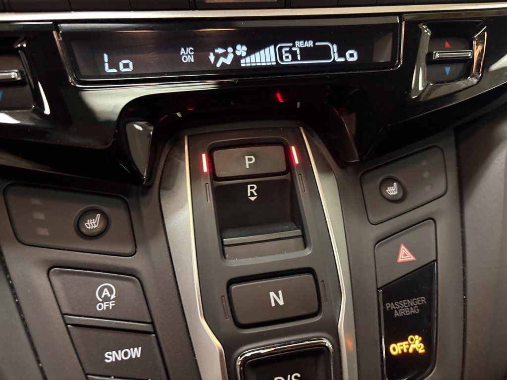 Used 2025 Honda Odyssey EX-L image 11