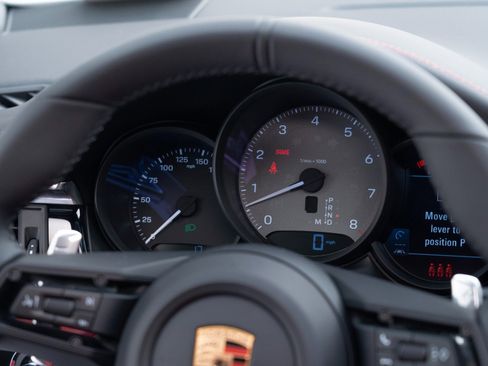 New 2026 Porsche Macan S image 32