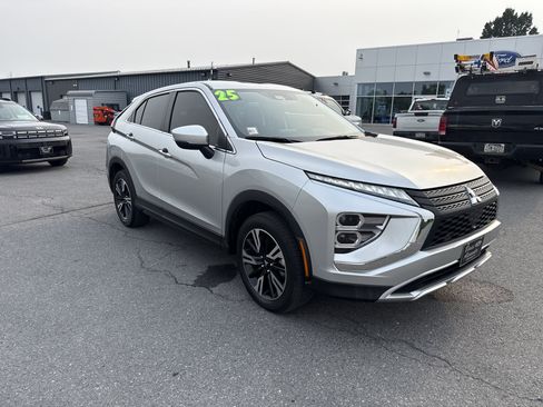 Used 2025 Mitsubishi Eclipse Cross SE AWD/4WD image 1