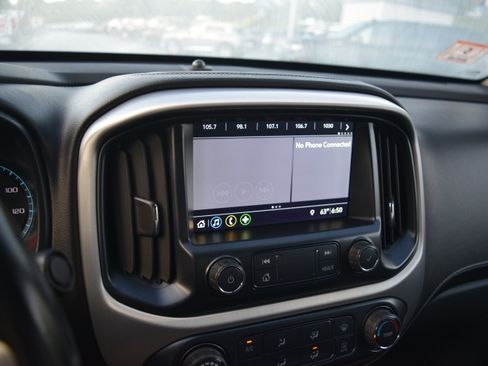 Used 2019 GMC Canyon SLE w/ Trailering Package AWD/4WD image 14