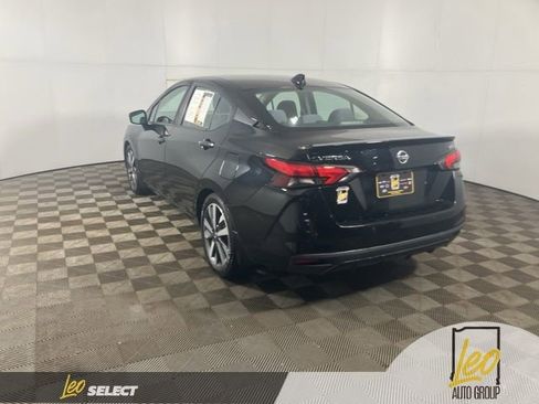 Used 2020 Nissan Versa SR w/ Convenience Package image 4
