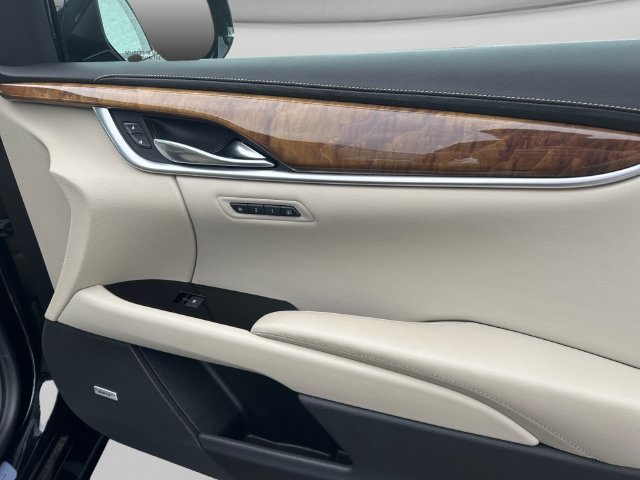 Used 2018 Cadillac XTS Premium Luxury AWD/4WD image 15