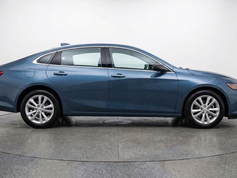 Used 2024 Chevrolet Malibu LT image 11