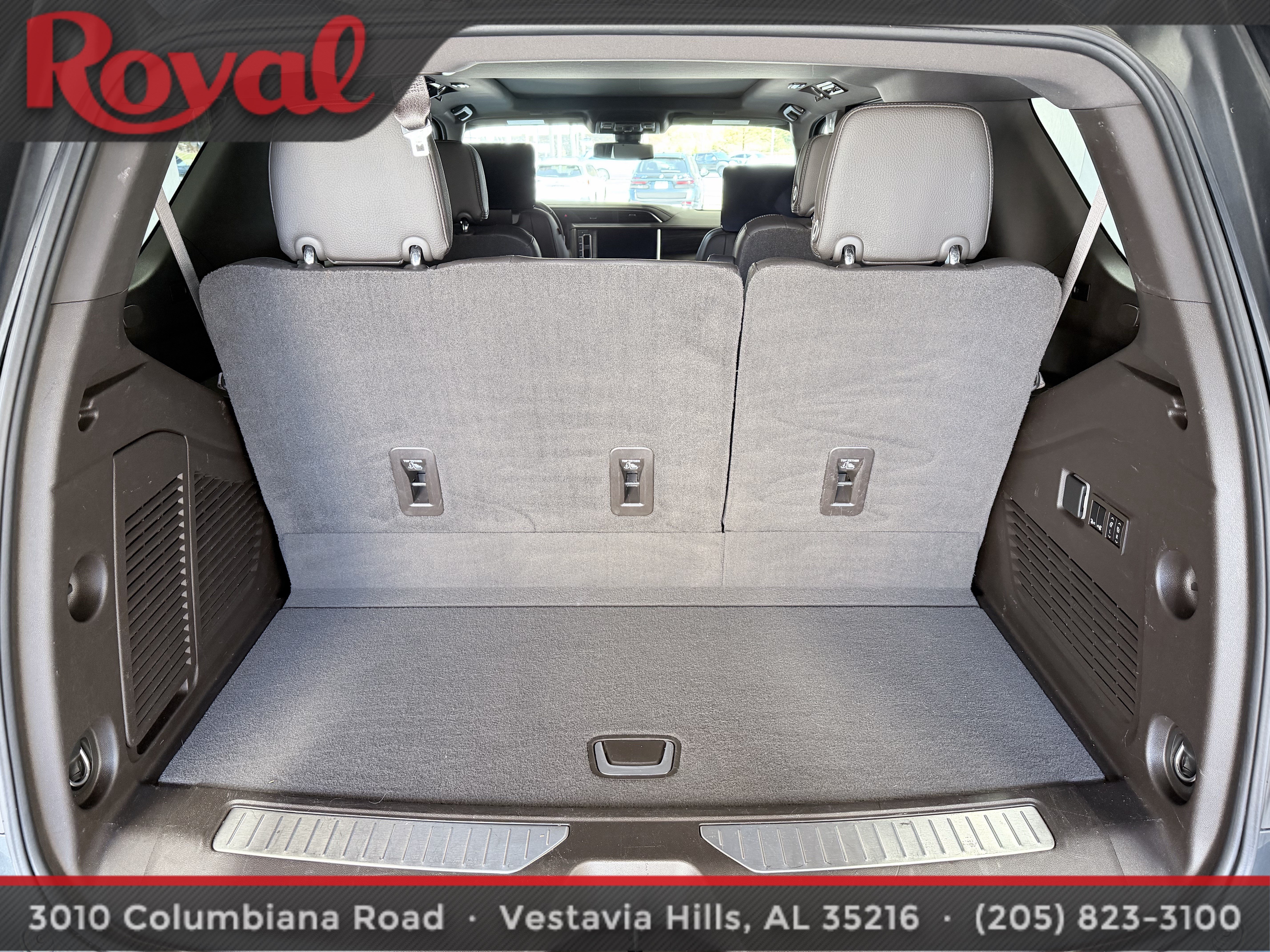 Used 2021 GMC Yukon Denali AWD/4WD image 7