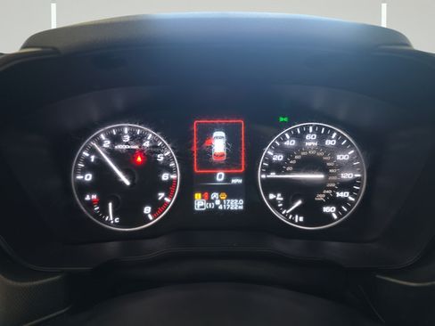 Used 2025 Subaru Forester Premium AWD/4WD image 17