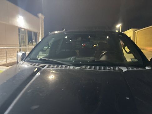 Used 2015 Ford F150 Platinum w/ Equipment Group 701A Luxury image 6