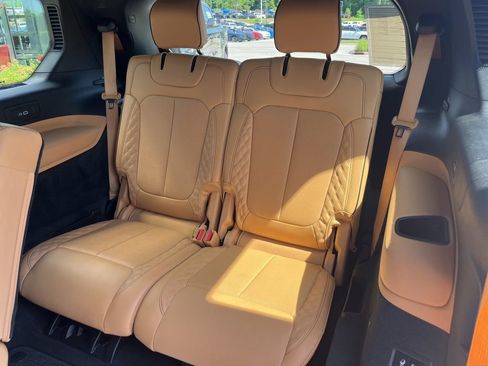 Used 2025 Jeep Grand Cherokee L Summit w/ Advanced Protech Group IV AWD/4WD image 17