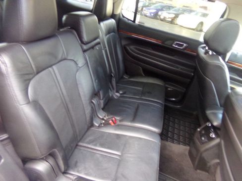 Used 2014 Lincoln MKT AWD w/ Equipment Group 201A image 29
