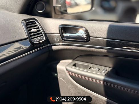 Used 2019 Jeep Grand Cherokee Trailhawk w/ Trailhawk Luxury Group image 20