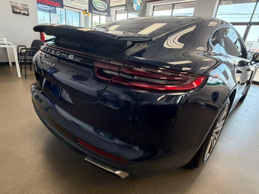 Used 2018 Porsche Panamera 4 AWD/4WD image 15