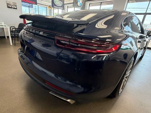 Used 2018 Porsche Panamera 4 AWD/4WD image 15