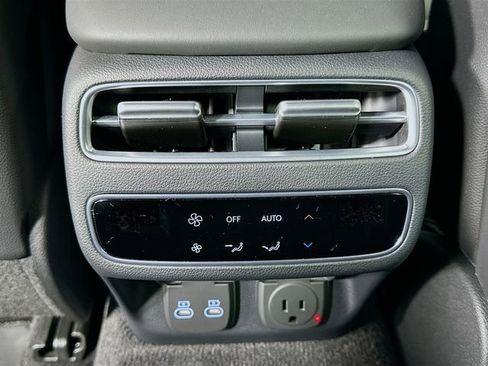 New 2026 Genesis GV70 2.5T Sport Prestige image 18