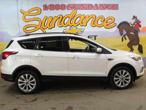 Used 2019 Ford Escape SEL w/ Sun & Style Package AWD/4WD image 1