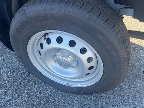 New 2026 Ford Maverick XL w/ 4K Tow Package image 9