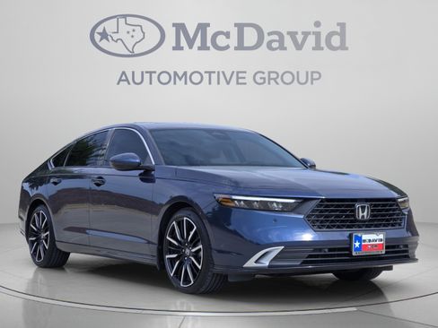 Used 2023 Honda Accord Touring image 7