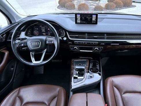 Used 2018 Audi Q7 3.0T Prestige w/ Prestige Package image 12