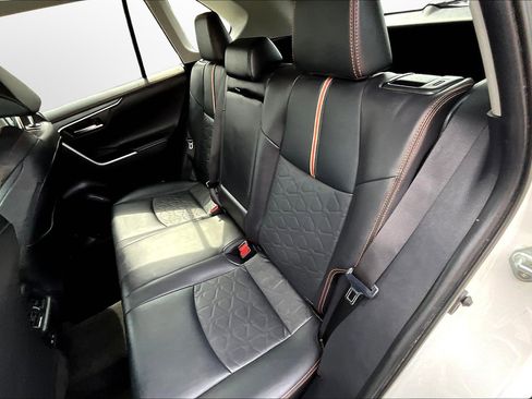 Used 2024 Toyota RAV4 Adventure image 18