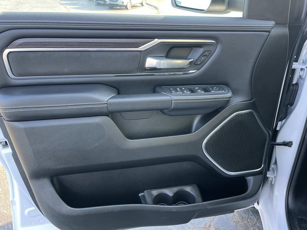 Used 2026 RAM 1500 Laramie AWD/4WD image 27