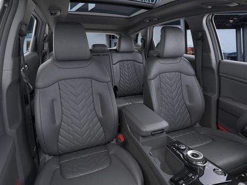 New 2025 Kia Sportage X-Line image 15