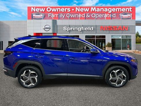 Used 2023 Hyundai Tucson Limited AWD/4WD image 2