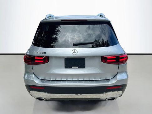 Used 2026 Mercedes-Benz GLB 250 image 6