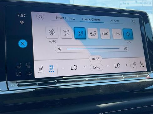 New 2025 Volkswagen Atlas SEL Premium R-Line image 19