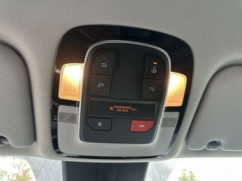 Used 2022 Hyundai Santa Fe SEL image 25