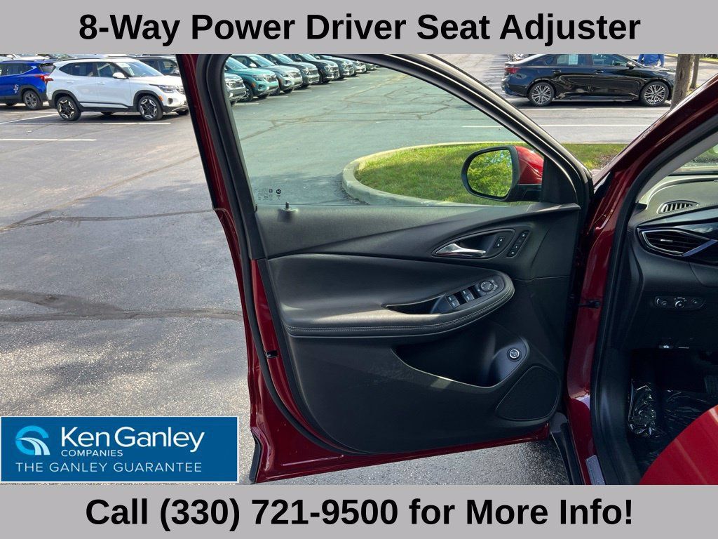 Used 2023 Buick Encore GX Essence w/ Experience Buick Package FWD image 23