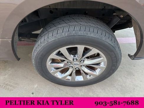 Used 2015 Ford F150 XLT w/ Equipment Group 302A Luxury image 9