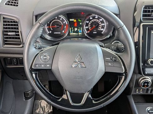 Used 2025 Mitsubishi Outlander Sport SE AWD/4WD image 24