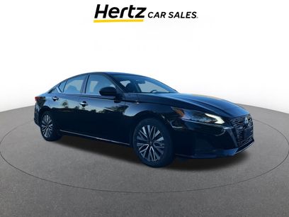 Used 2024 Nissan Altima 2.5 SV