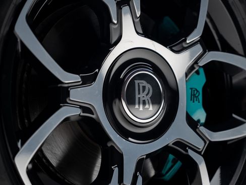 Used 2019 Rolls-Royce Cullinan AWD/4WD image 23