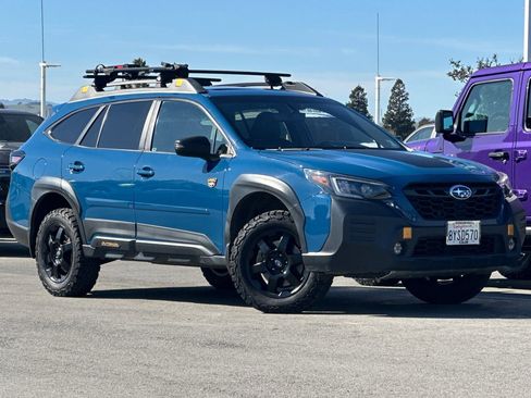 Used 2022 Subaru Outback Wilderness image 2