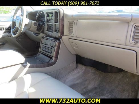 Used 2003 GMC Yukon XL Denali AWD/4WD image 6