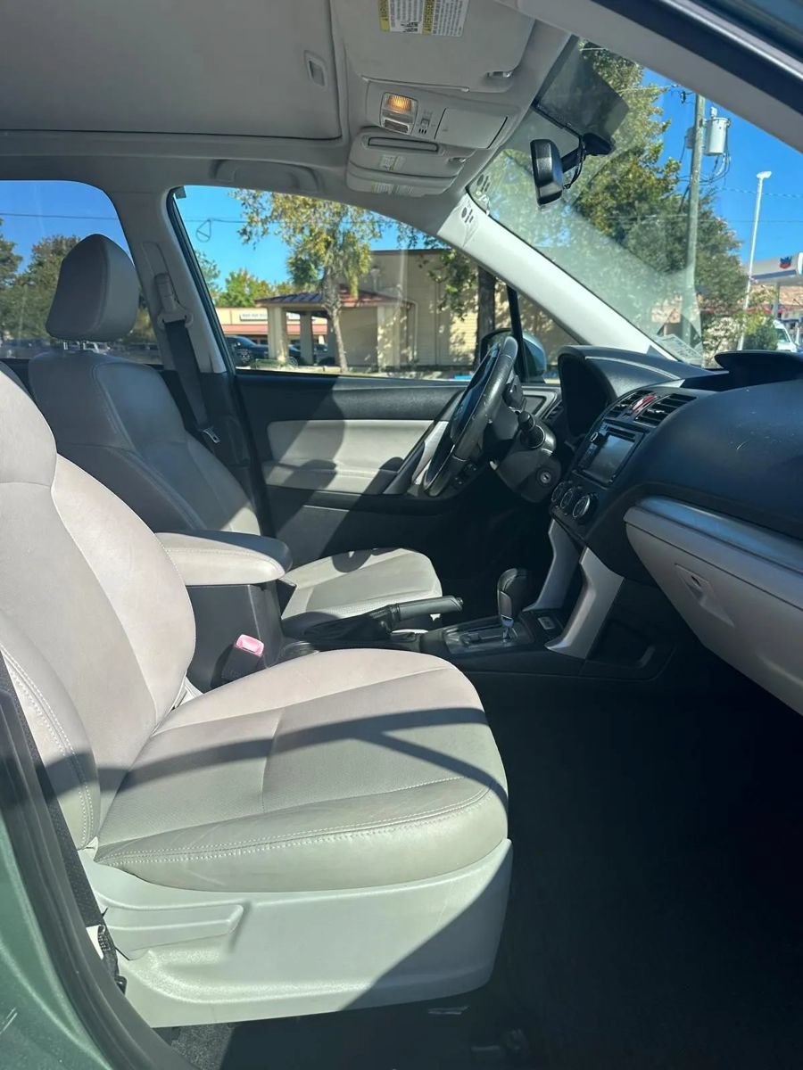 Used 2014 Subaru Forester 2.5i Limited AWD/4WD image 19