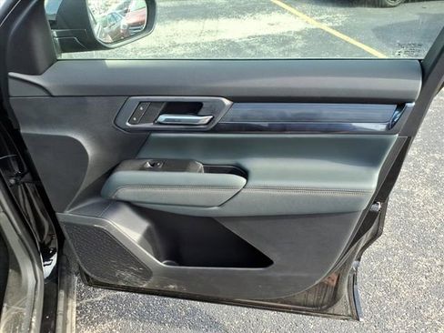 New 2026 GMC Terrain AT4 w/ Convenience Package III image 24