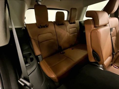 New 2026 Nissan Pathfinder Platinum image 35