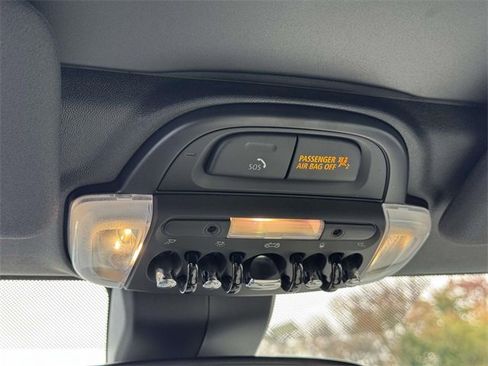 Used 2023 MINI Cooper S image 23