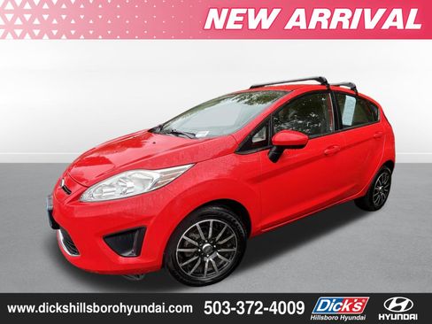 Used 2012 Ford Fiesta SE image 1