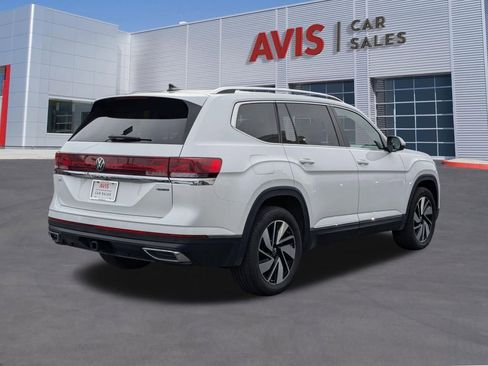 Used 2025 Volkswagen Atlas SEL image 6