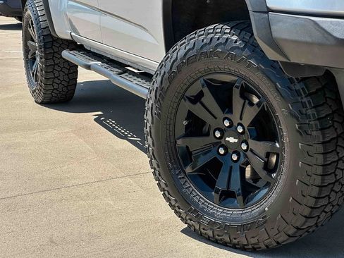 Used 2019 Chevrolet Colorado ZR2 AWD/4WD image 9