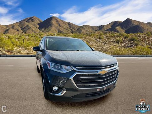 Used 2020 Chevrolet Traverse LT FWD image 5