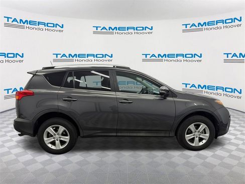 Used 2013 Toyota RAV4 XLE image 6