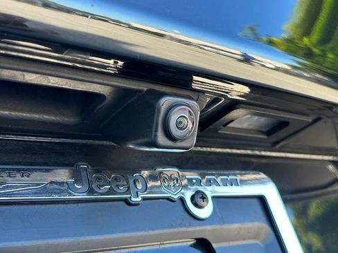 Used 2022 BMW 540i w/ M Sport Package RWD image 39