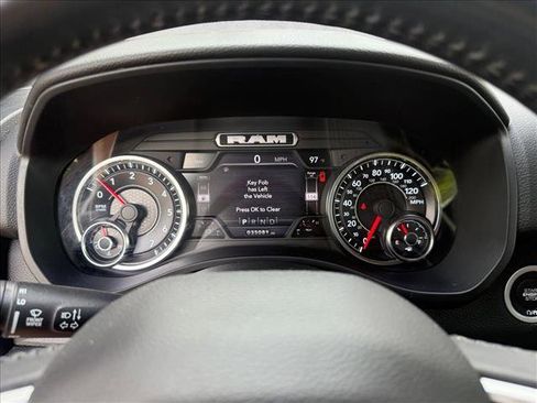 Used 2022 RAM 1500 Big Horn AWD/4WD image 28