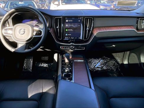 Used 2023 Volvo XC60 B5 Plus w/ Climate Package image 15