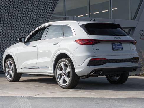 New 2025 Audi Q5 Premium Plus image 5